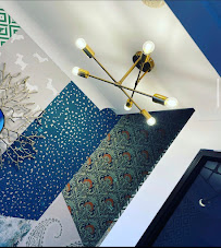 Feature ceiling light installation